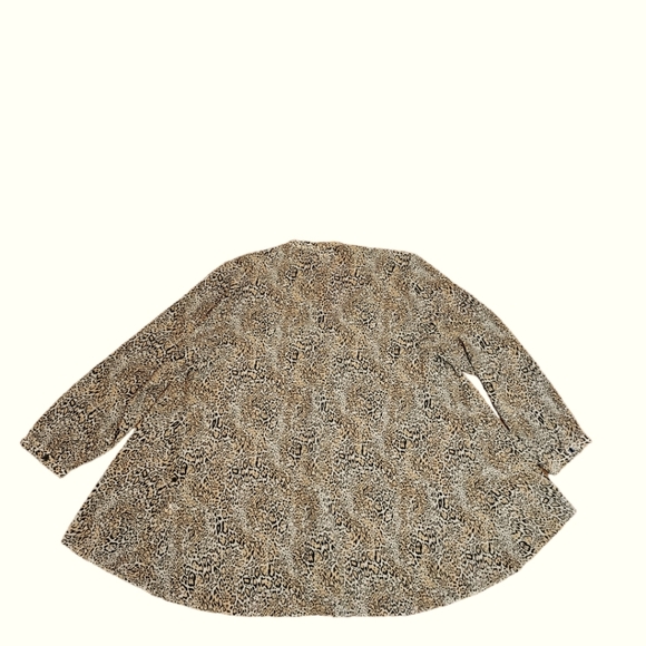 Chico’s Convertible Semi Sheer Cheetah Print Buttoned Shirt 3 US 16/18 - Picture 5 of 6